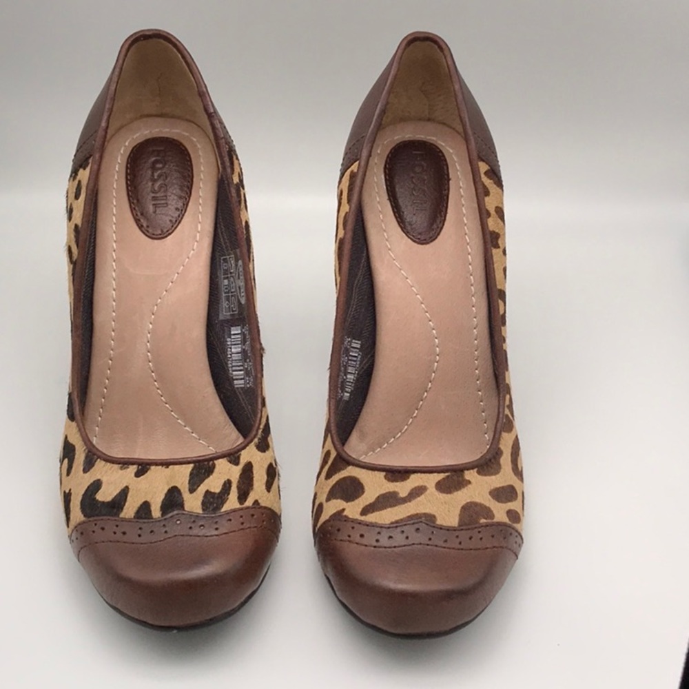 NWT Fossil Sahara Stacked Heel Pump Leather Animal Print Size 8 NIB